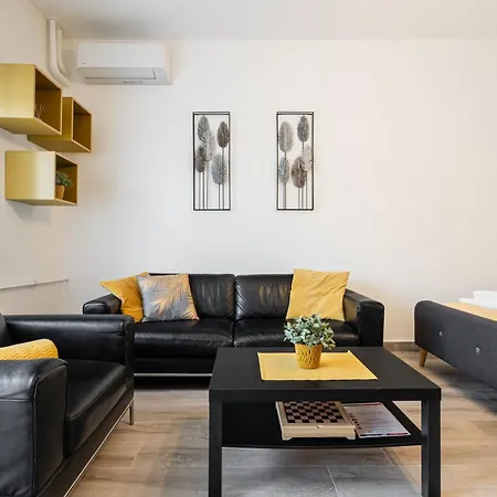 October Charm Appartement Boedapest